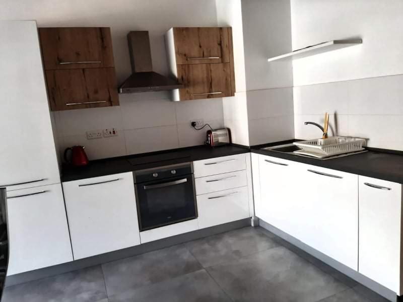 St Julians Bay Sea Front Apartments Saint Julian's 外观 照片